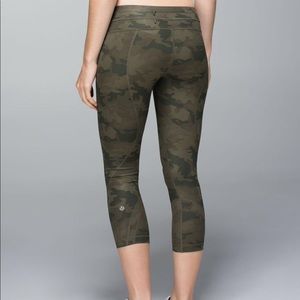 Lululemon Inspire Crop Savasana Camo